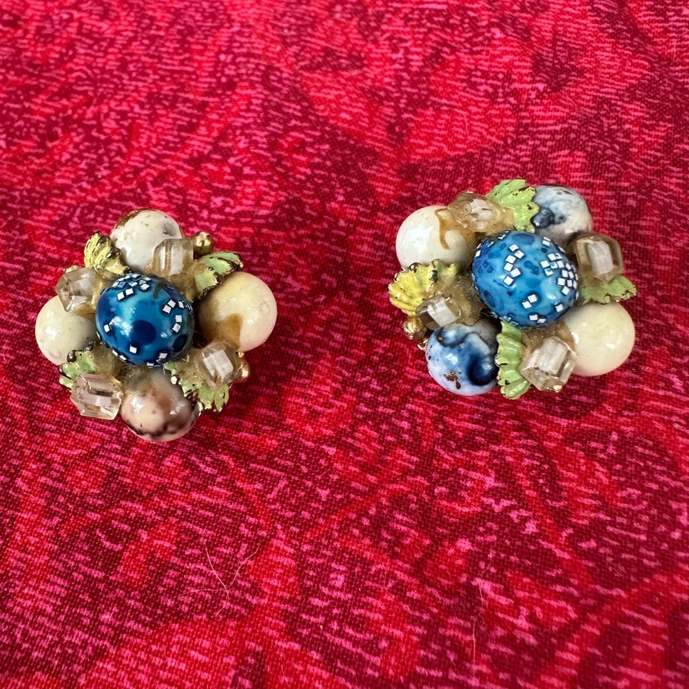 Coro Blue Beaded Cluster vintage Earrings